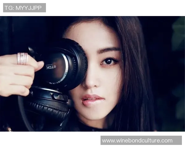 足球明星与女明星的魅力壁纸合集尽显风采与时尚魅力